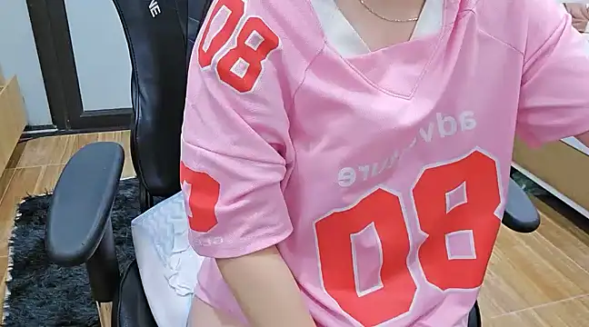 Kemmy babe20 online show from 8, 3, 2025