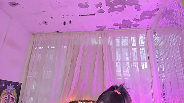 Snapshot of Megan_Miles02 chatting on 19, 12, 2024 Megan Miles02 online show from 19, 12, 2024