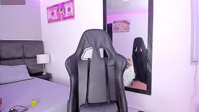 Snapshot of Megan_Miles02 chatting on 13, 12, 2025 Megan Miles02 online show from 13, 12, 2025