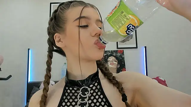 dolly ll online show from 12, 3, 2026