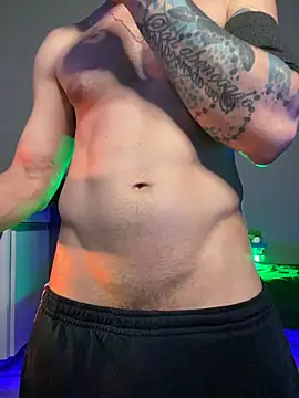 Snapshot of MachineDien chatting on 26, 11, 2025 MachineDien online show from 26, 11, 2025