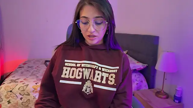 zoe moon18 online show from 25, 9, 2025