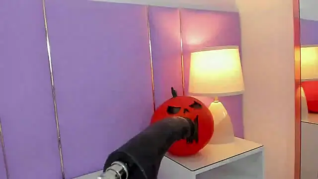 SophyRuiz  online show from 11, 10, 2025