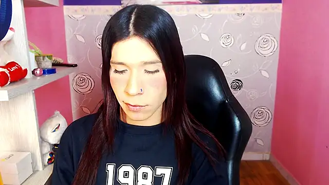 Snapshot of SaraSofia44 chatting on 6, 2, 2025 SaraSofia44 online show from 6, 2, 2025