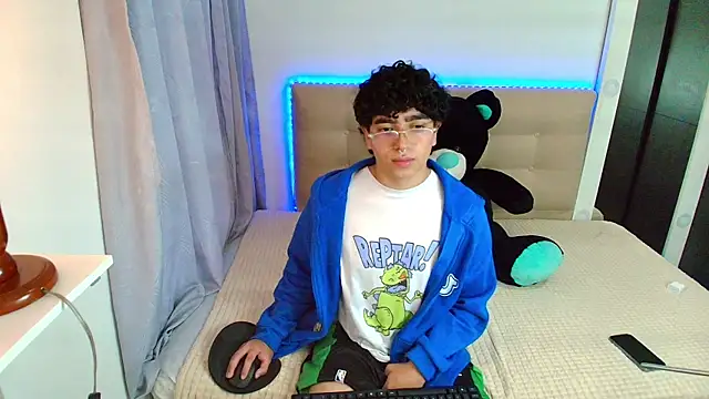 Snapshot of _nickconnor01 chatting on 2, 1, 2025  nickconnor01 online show from 2, 1, 2025