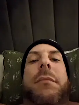 Snapshot of Joinus1988 chatting on 14, 12, 2025 Joinus1988 online show from 14, 12, 2025