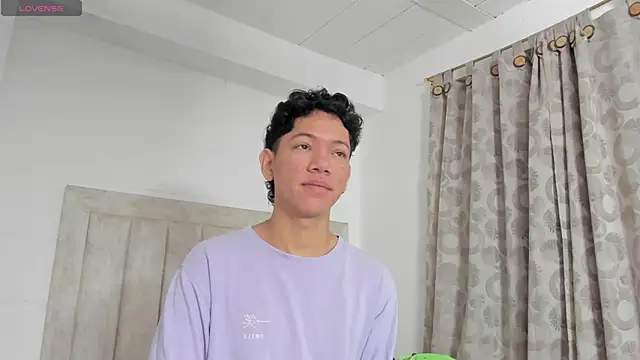 JulianRose 1 online show from 22, 12, 2024