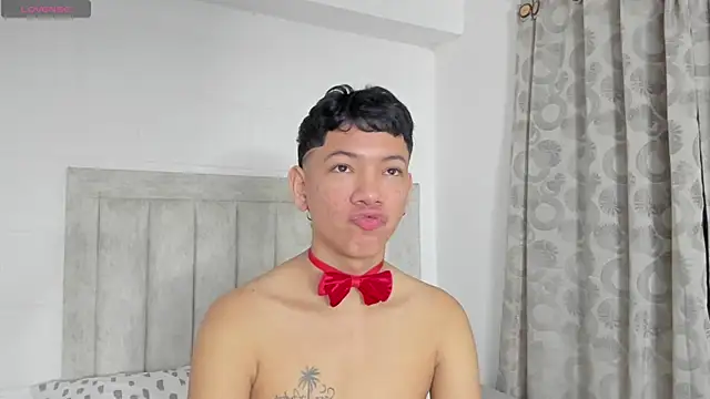 JulianRose 1 online show from 24, 12, 2024