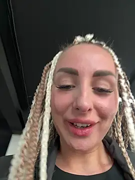 Snapshot of TwixCouple chatting on 7, 12, 2024 TwixCouple online show from 7, 12, 2024