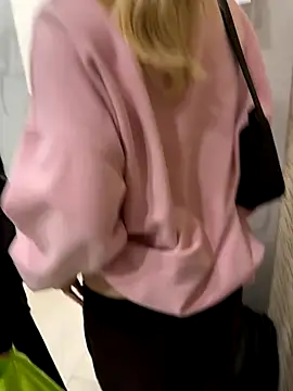 Snapshot of TwixCouple chatting on 24, 10, 2025 TwixCouple online show from 24, 10, 2025