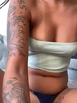 Snapshot of poliannaxx chatting on 19, 1, 2025 poliannaxx online show from 19, 1, 2025