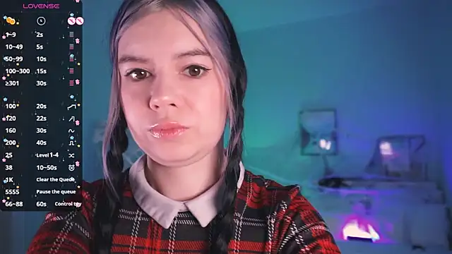 Snapshot of Lil_Amelie chatting on 16, 10, 2025 Lil Amelie online show from 16, 10, 2025