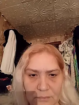 Snapshot of Minna_Jeannie chatting on 17, 11, 2025 Minna Jeannie online show from 17, 11, 2025