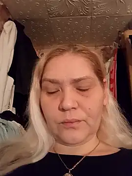 Snapshot of Minna_Jeannie chatting on 17, 12, 2025 Minna Jeannie online show from 17, 12, 2025