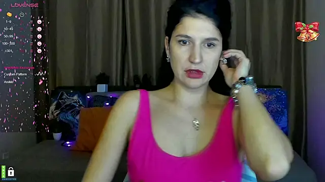 Alianna Solo Kisses online show from 6, 2, 2025