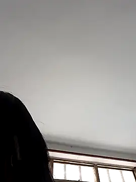 MelannyBell online show from 10, 2, 2025