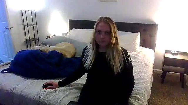 PhatAssBlond online show from 21, 12, 2024