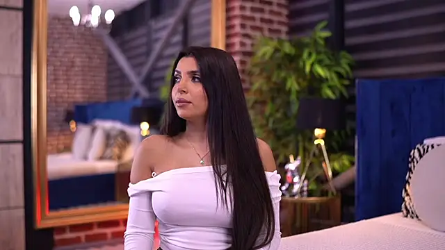 Snapshot of NicoleCellini chatting on 16, 10, 2025 NicoleCellini online show from 16, 10, 2025