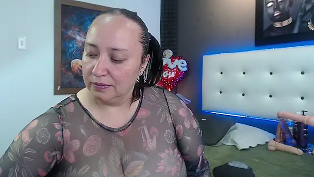 Natasha26  online show from 24, 1, 2025
