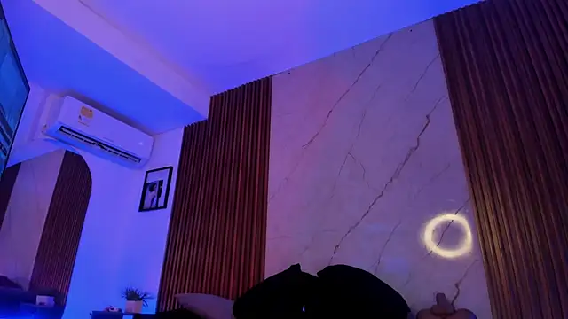 Snapshot of Emiilycollins chatting on 14, 10, 2025 Emiilycollins online show from 14, 10, 2025