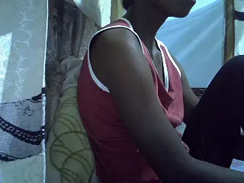 Snapshot of ElianeHot chatting on 6, 2, 2025 ElianeHot online show from 6, 2, 2025