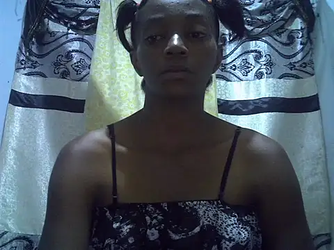 Snapshot of ElianeHot chatting on 22, 11, 2025 ElianeHot online show from 22, 11, 2025