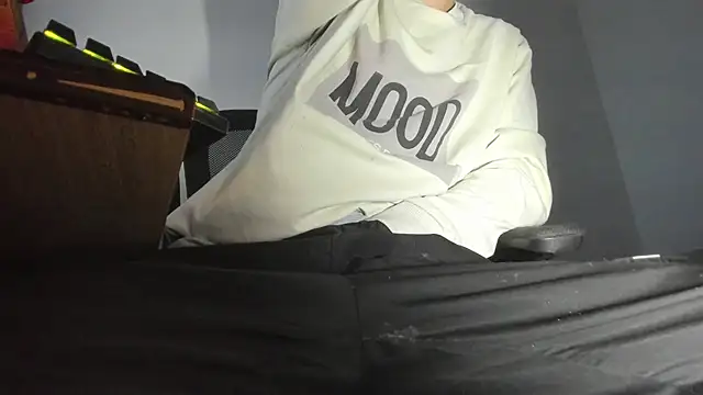 s sven03 online show from 27, 10, 2025