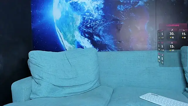 delessandro world online show from 23, 3, 2025