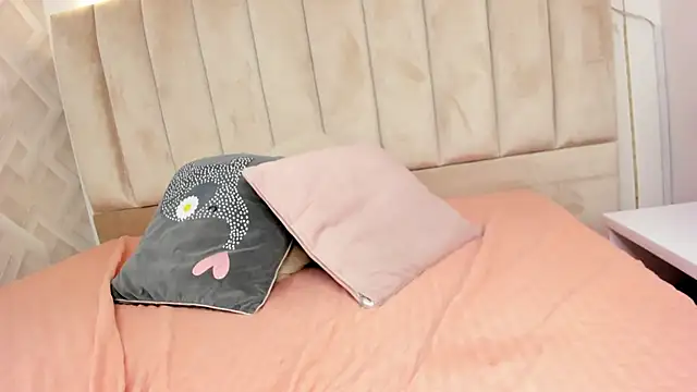 Anniie Queen online show from 26, 2, 2026