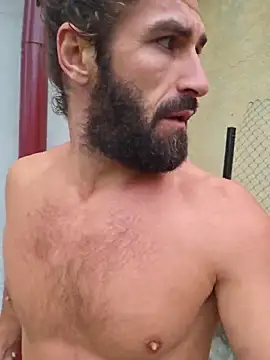 Snapshot of Mariusvidican chatting on 9, 9, 2025 Mariusvidican online show from 9, 9, 2025