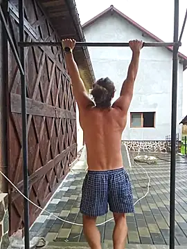 Snapshot of Mariusvidican chatting on 11, 9, 2025 Mariusvidican online show from 11, 9, 2025