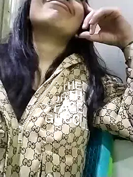 Snapshot of angelie_3 chatting on 29, 12, 2024 angelie 3 online show from 29, 12, 2024