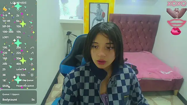 Snapshot of angelie_3 chatting on 19, 10, 2025 angelie 3 online show from 19, 10, 2025