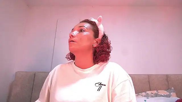 amber demons2021 online show from 6, 1, 2026