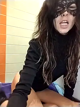 EmySkinny85 online show from 6, 1, 2025