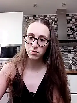 Snapshot of MartiniiSelenna chatting on 5, 2, 2025 MartiniiSelenna online show from 5, 2, 2025