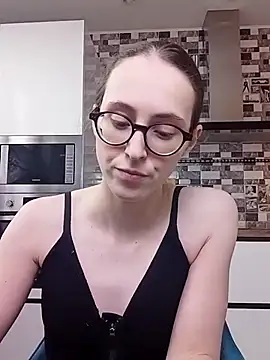 Snapshot of MartiniiSelenna chatting on 7, 2, 2025 MartiniiSelenna online show from 7, 2, 2025