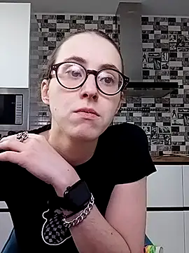 Snapshot of MartiniiSelenna chatting on 10, 2, 2025 MartiniiSelenna online show from 10, 2, 2025