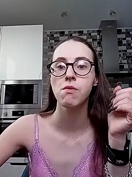 Snapshot of MartiniiSelenna chatting on 14, 2, 2025 MartiniiSelenna online show from 14, 2, 2025