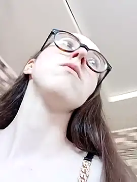 Snapshot of MartiniiSelenna chatting on 18, 2, 2025 MartiniiSelenna online show from 18, 2, 2025