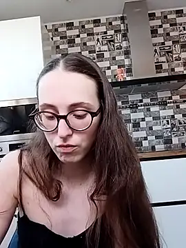 Snapshot of MartiniiSelenna chatting on 19, 2, 2025 MartiniiSelenna online show from 19, 2, 2025