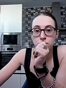 Snapshot of MartiniiSelenna chatting on 24, 2, 2025 MartiniiSelenna online show from 24, 2, 2025