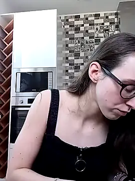 Snapshot of MartiniiSelenna chatting on 24, 2, 2025 MartiniiSelenna online show from 24, 2, 2025