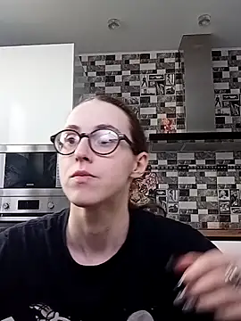 Snapshot of MartiniiSelenna chatting on 4, 3, 2025 MartiniiSelenna online show from 4, 3, 2025