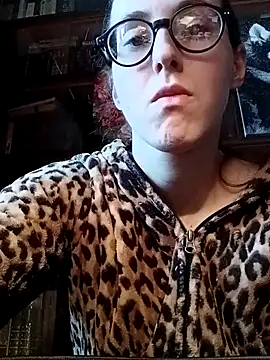 Snapshot of MartiniiSelenna chatting on 5, 3, 2025 MartiniiSelenna online show from 5, 3, 2025