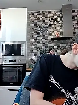 Snapshot of MartiniiSelenna chatting on 9, 3, 2025 MartiniiSelenna online show from 9, 3, 2025