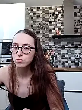 Snapshot of MartiniiSelenna chatting on 9, 3, 2025 MartiniiSelenna online show from 9, 3, 2025