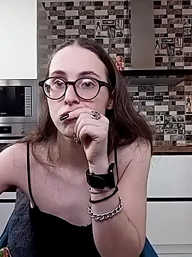 Snapshot of MartiniiSelenna chatting on 11, 3, 2025 MartiniiSelenna online show from 11, 3, 2025