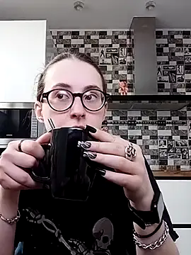 Snapshot of MartiniiSelenna chatting on 12, 3, 2025 MartiniiSelenna online show from 12, 3, 2025