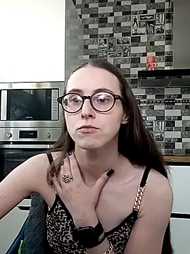 Snapshot of MartiniiSelenna chatting on 18, 3, 2025 MartiniiSelenna online show from 18, 3, 2025